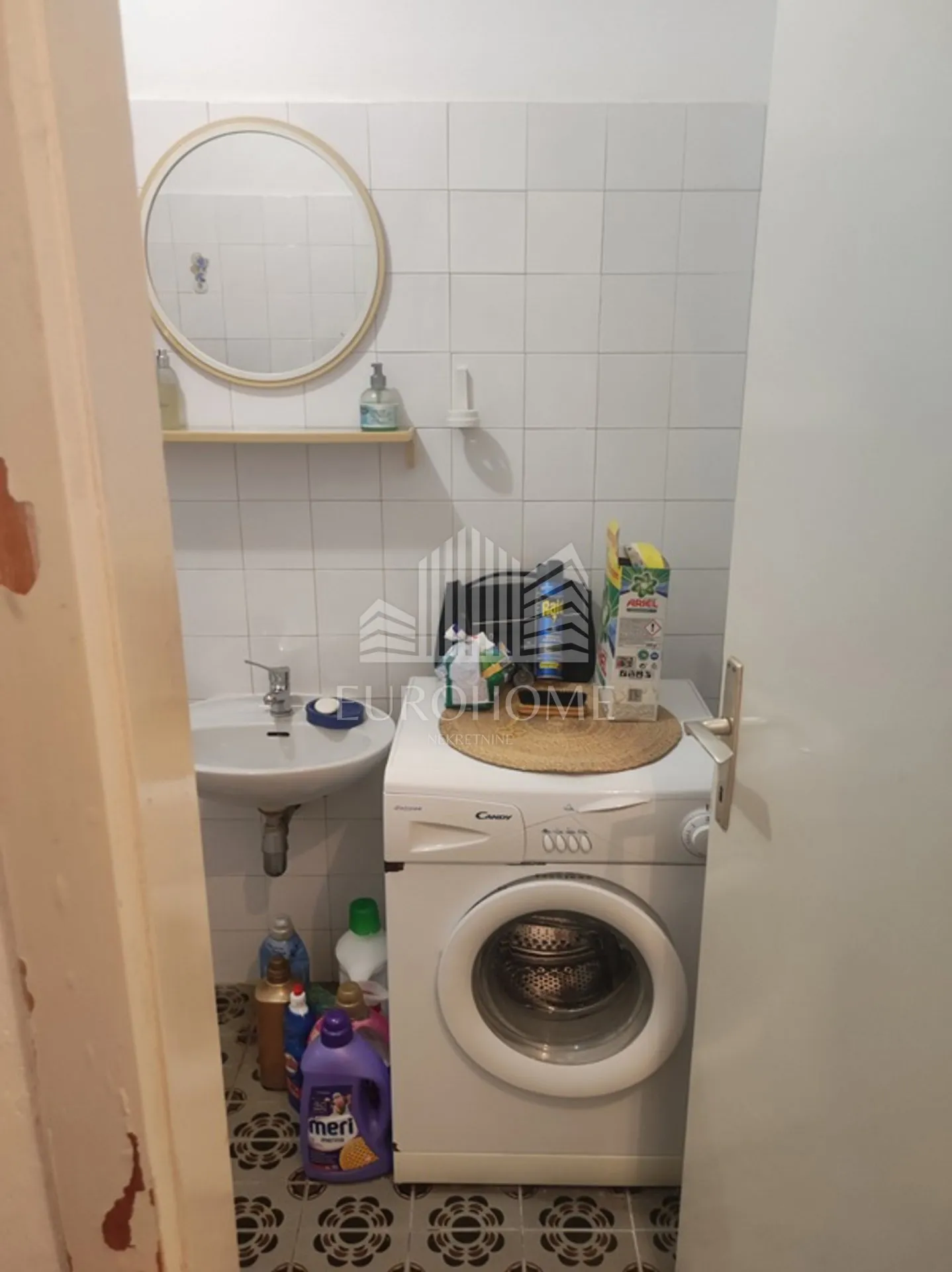 kuća kaštela (kaštel lukšić), 240m2, 7-sobna najam za radnike - slika 6