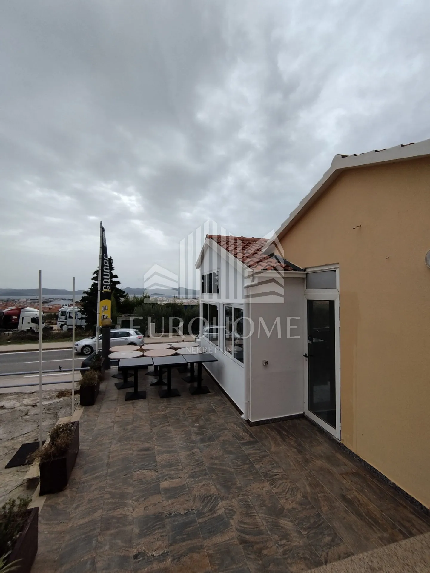 prilika za investitore!restoran+400m2 terase s pogledom na more! - slika 2