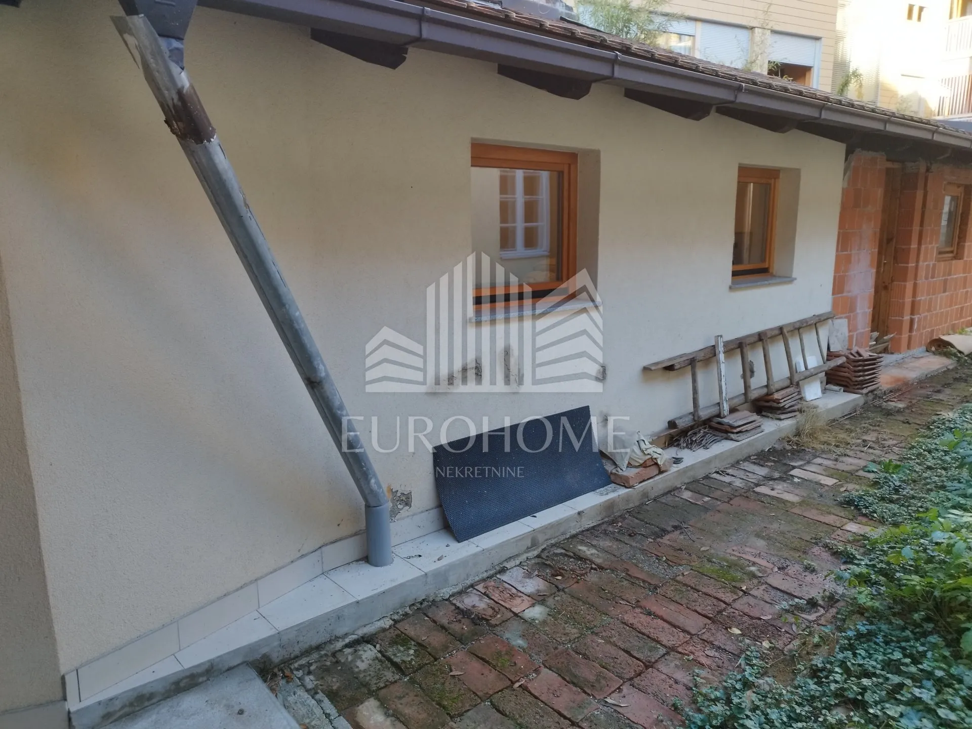 stan 35m2, veliki podrumski prostor75m2 u novoj vesi(medveščak) - slika 7