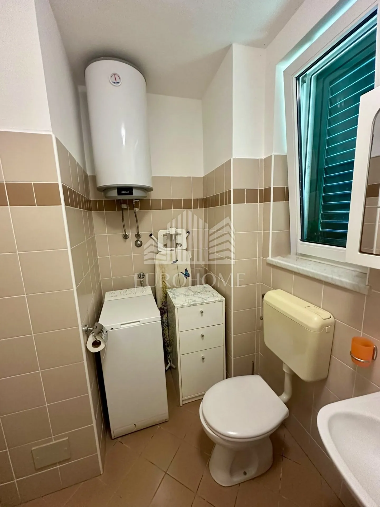 nin - trosoban stan 60m², 150 m od mora, parking - slika 15