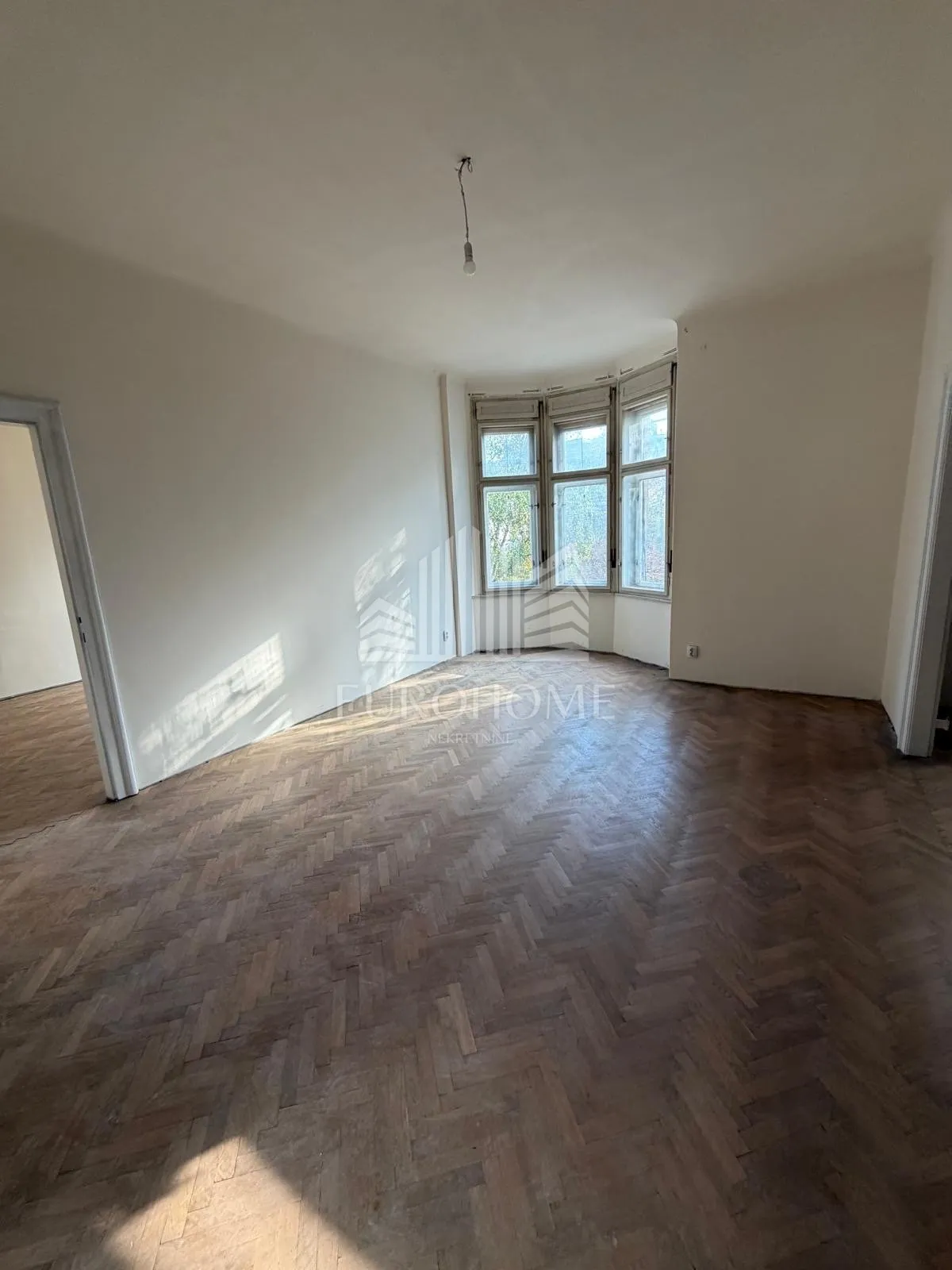 najam za radnike(max70) zgrada 7 stanova,medveščak, 19 €/m2 - slika 20