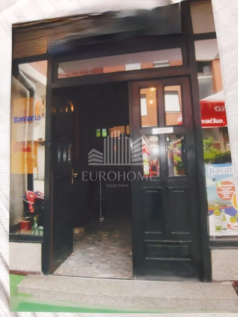 petrova ulica,poslovni prostor, caffe bar, 50 m2 - slika 4
