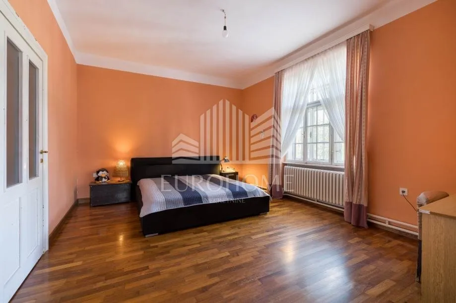 osijek, gornji grad, secesijska arhitektura, visoki stropovi, trosoban stan za prodaju, 125 m² - slika 10