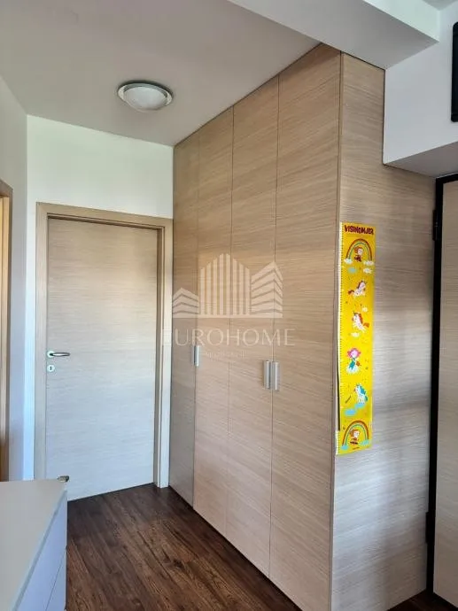 stan 68m², jarun, pogled na park - slika 8
