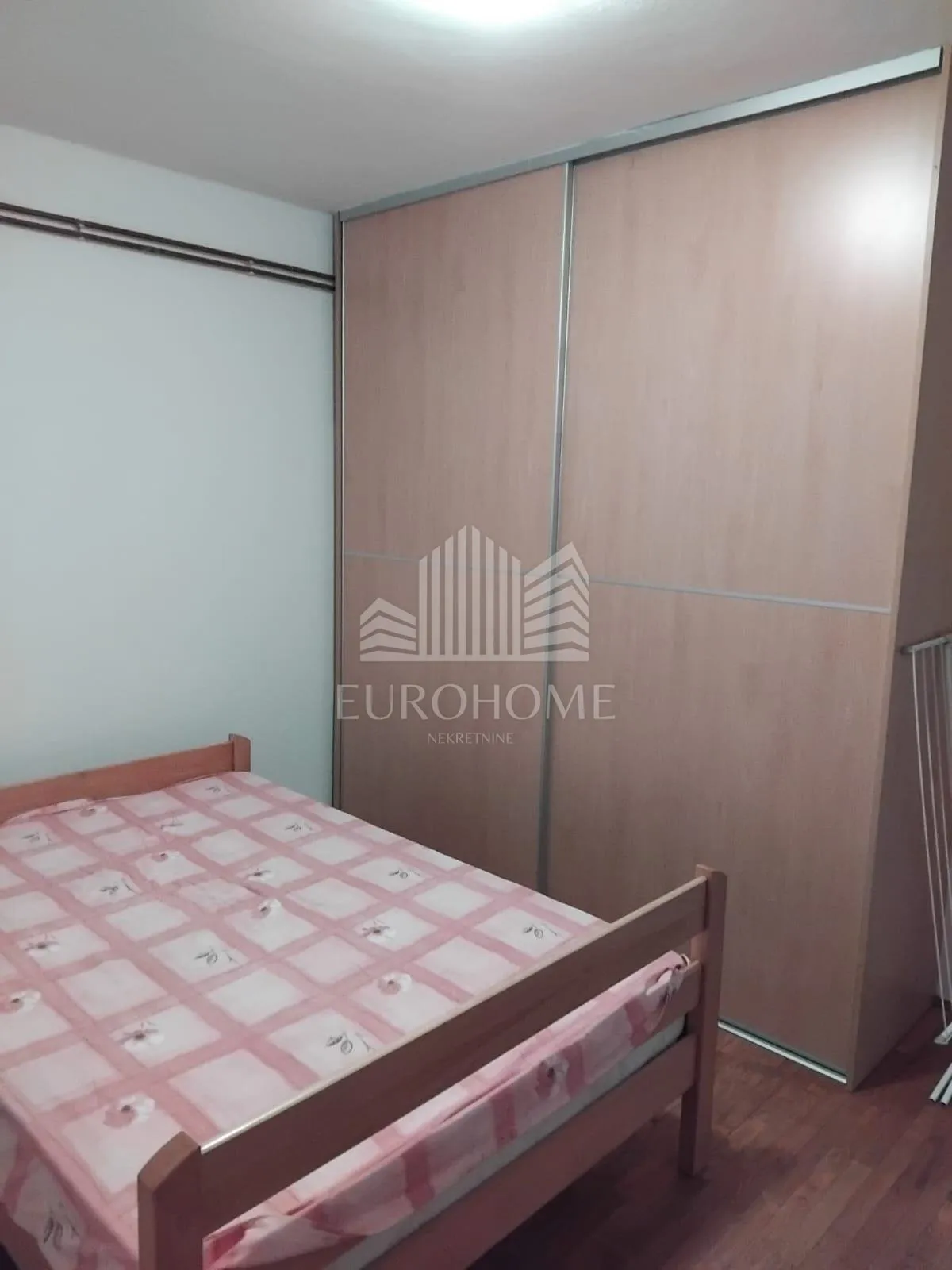 dvoetažni 3-sobni stan 65 m2 s terasom 2769 €/m2 - slika 6