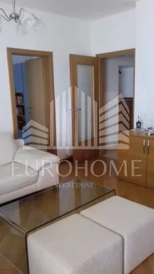 malinska 114m2, centar, prvi red uz more - slika 8