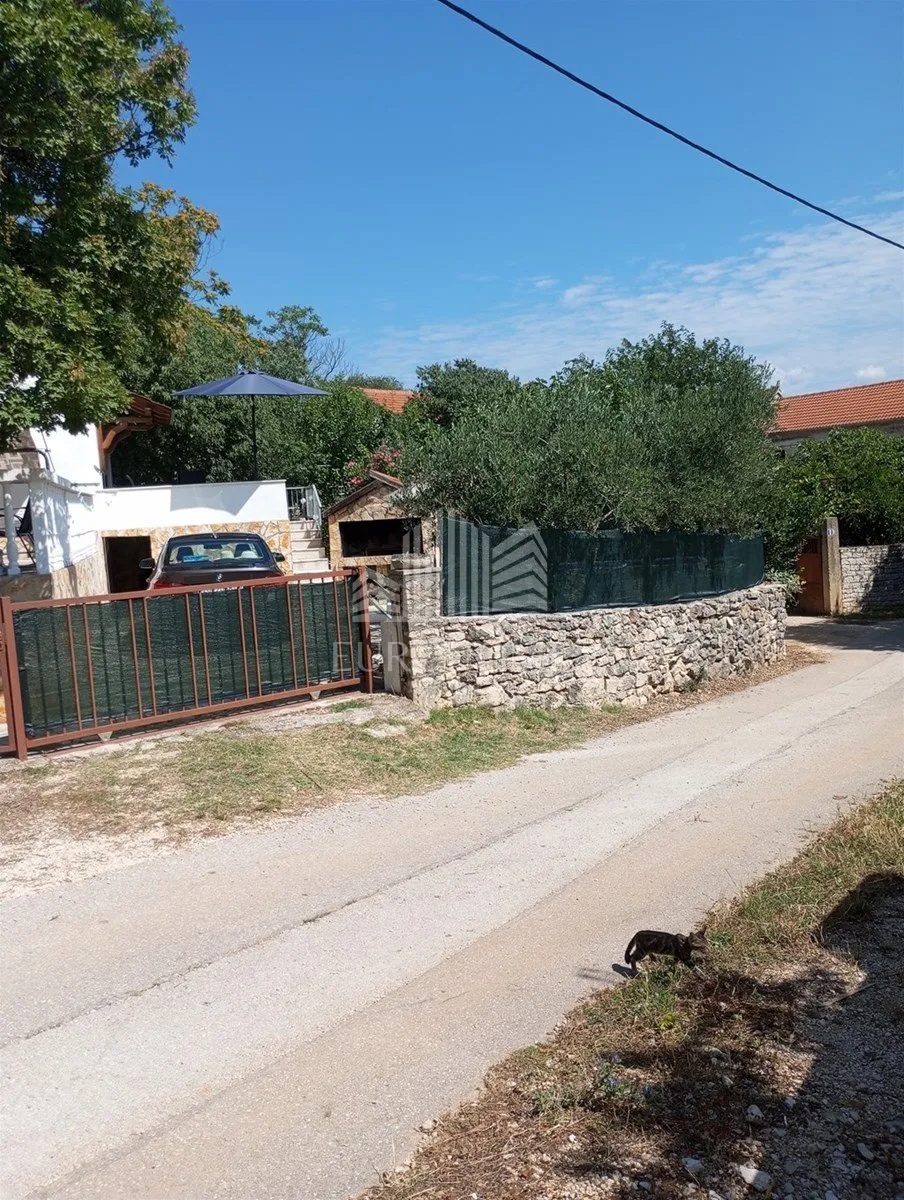 pridraga, novigrad, kuća s bazenom 122m2 - slika 14