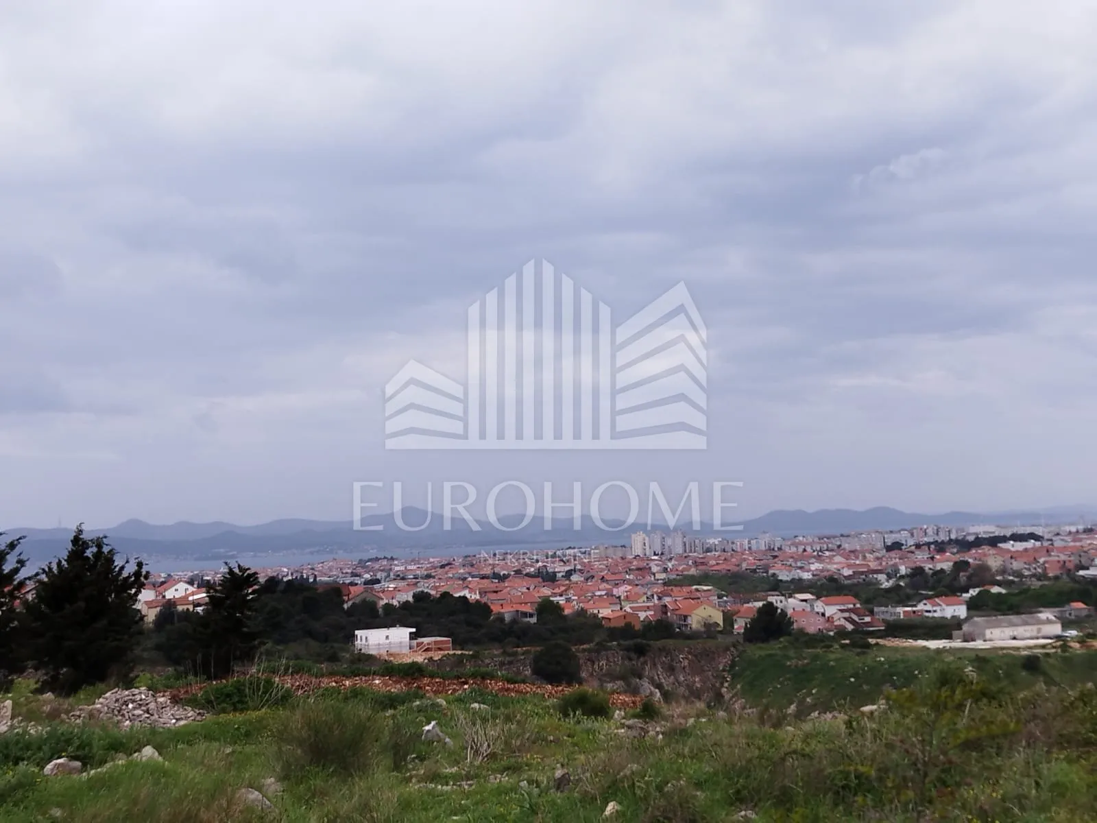 ploča-crno, građevinsko zemljište, 200€/m2, 723 m2 - slika 2