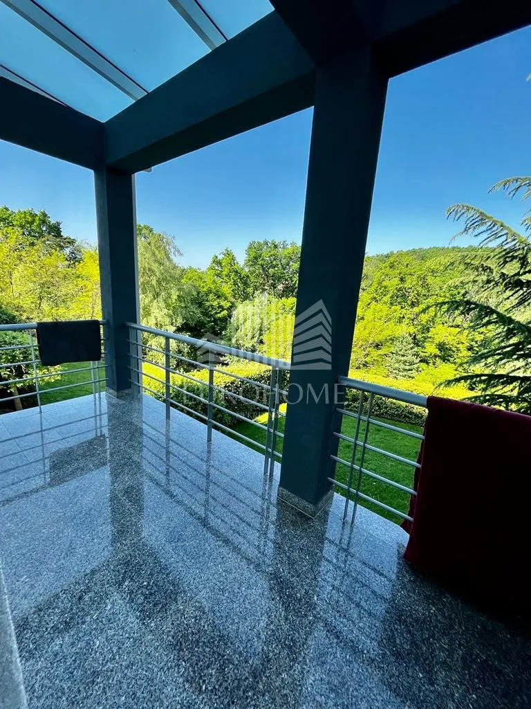 pantovčak, vila sa bazenom, 430m2 - slika 30