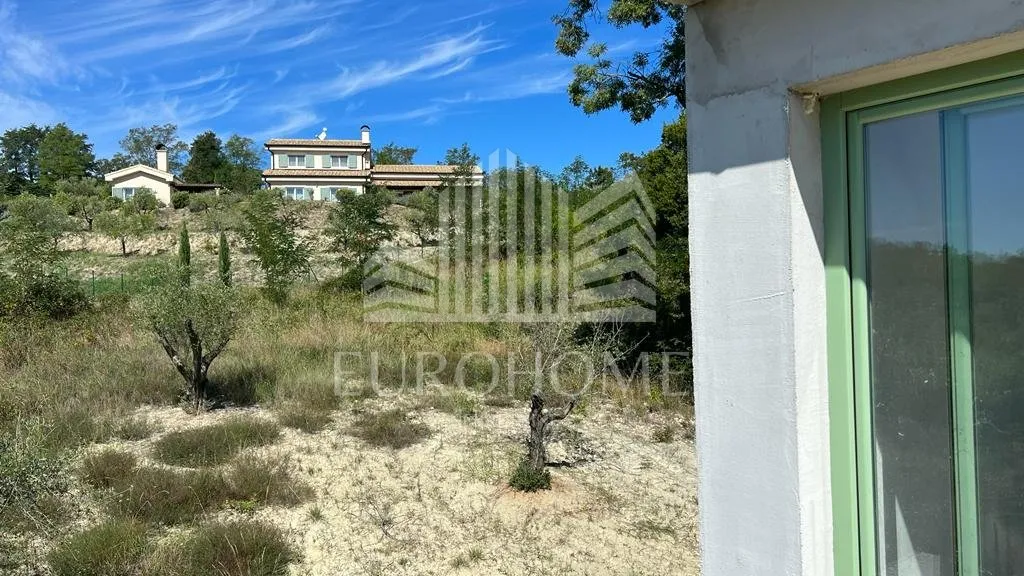grožnjan, vila 184m2, zemljište 2442m2 - slika 6