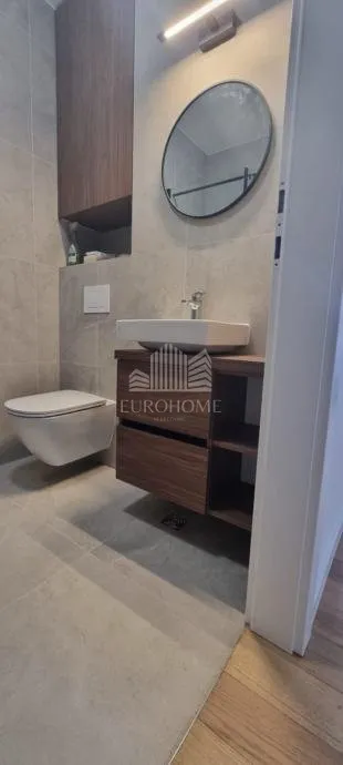 trosoban stan u novogradnji pokraj arena centra sa 2 garažna mjesta - slika 9