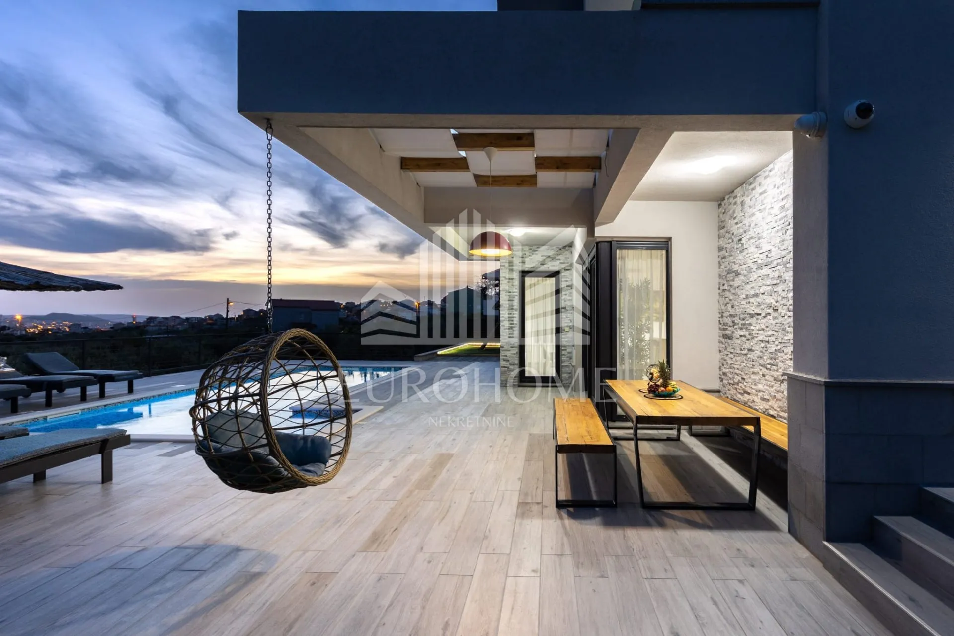 split, impresivna villa, 4 spavaće sobe, 195m2 - slika 40