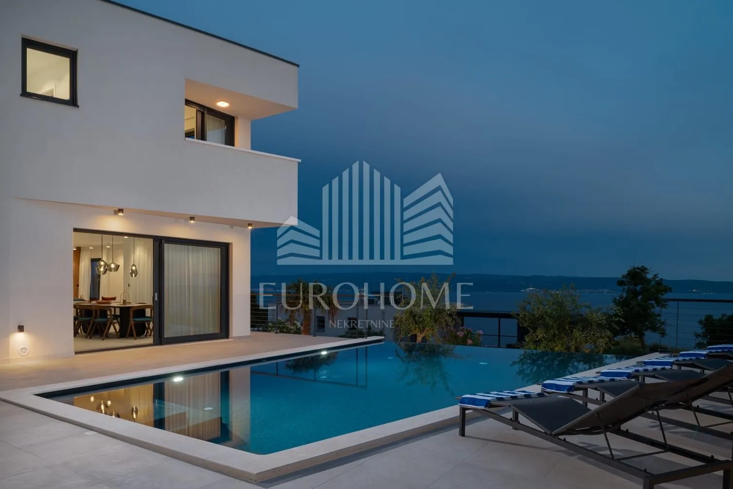 split, podstrana, urbana villa 300m od mora - slika 14