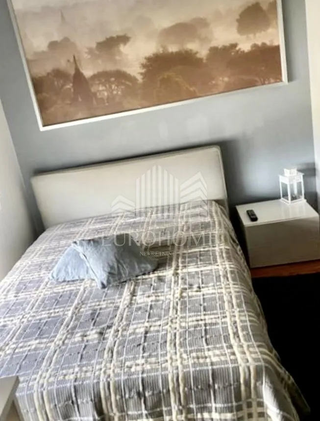luksuzan stan 196m2, 2 etaže + parking - slika 5