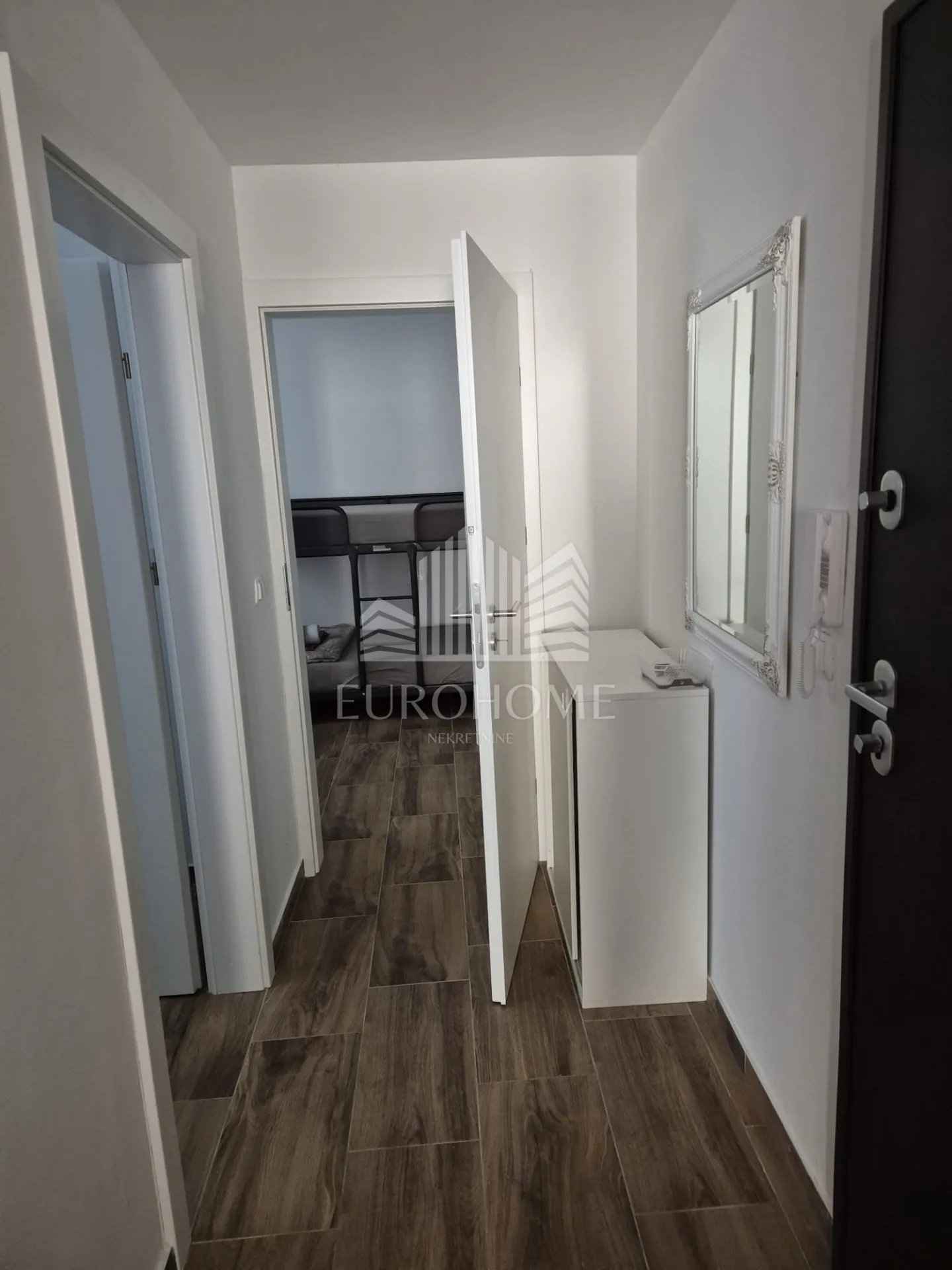škuncini stani,novogradnja, prizemlje s bazenom i vrtom, 3pm,137m2 - slika 23