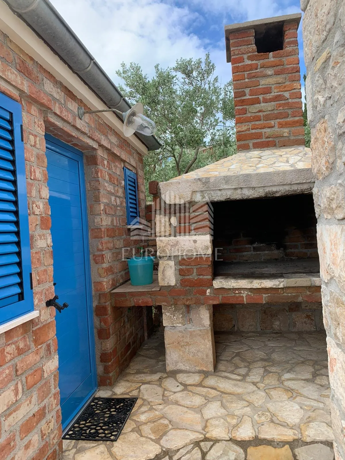 ždrelac, dalmatinska vila s bazenom, prvi red uz more - slika 36