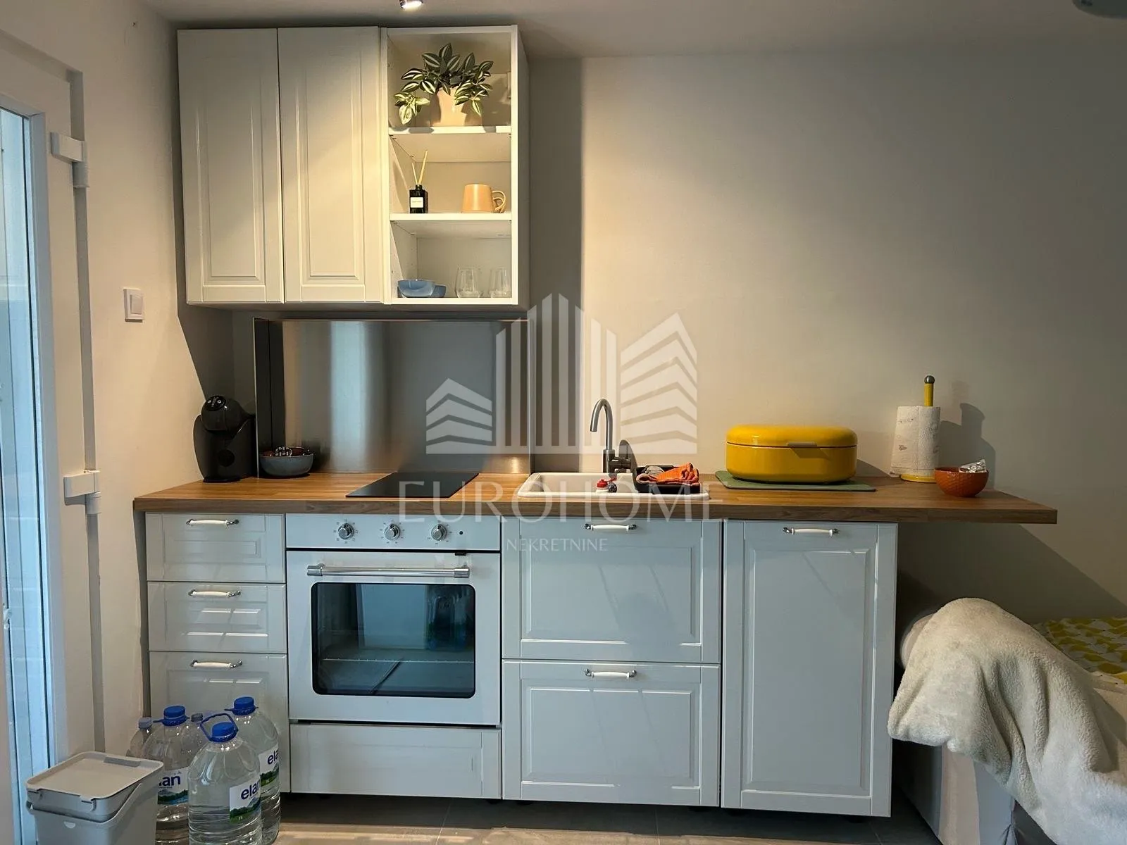 zadar- vir- dugoročan najam prekrasnog apartmana, 1s - slika 9