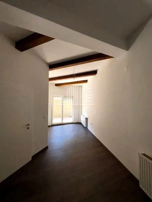 strogi centar đakova – moderan dvosoban stan 69,24 m² s terasom, liftom i parkingom - slika 4