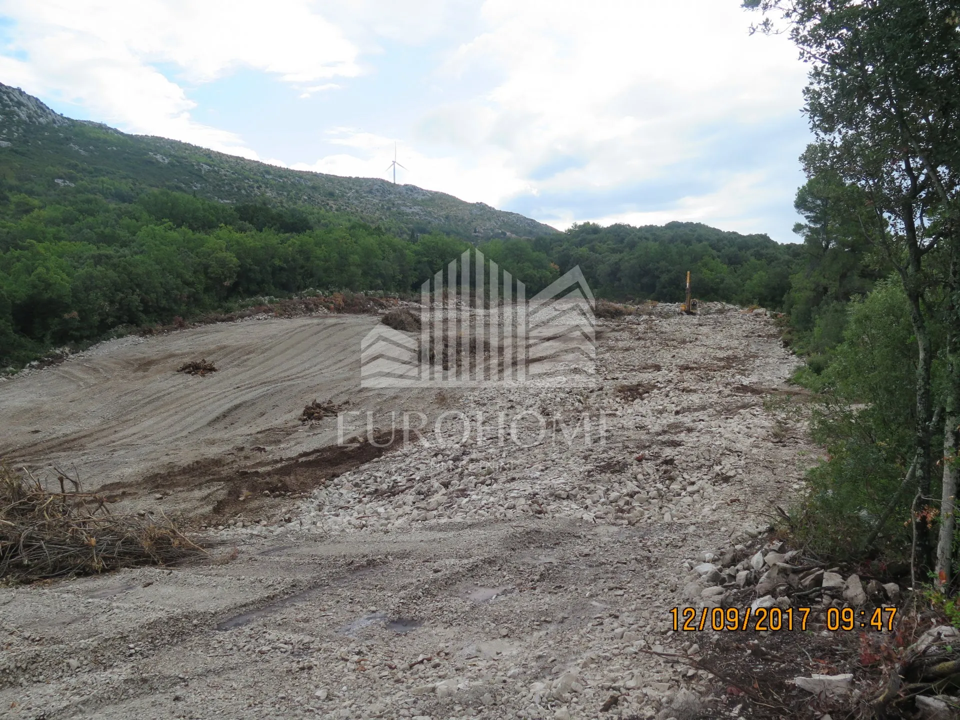 poljoprivredno zemljište 28.000 m2,mali ston - slika 3