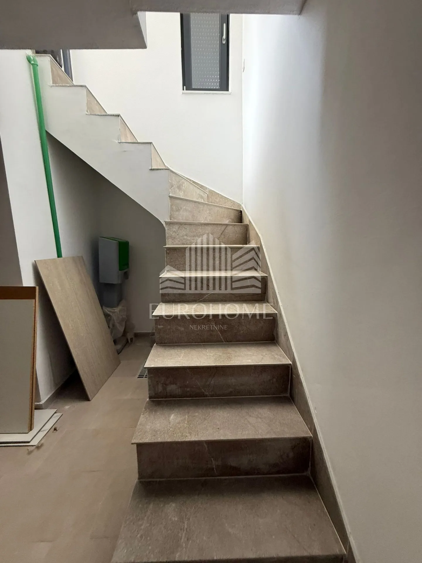 zaton, prekrasna kuća s bazenom (115 m2) + prostrana okućnica (250 m2) - slika 22