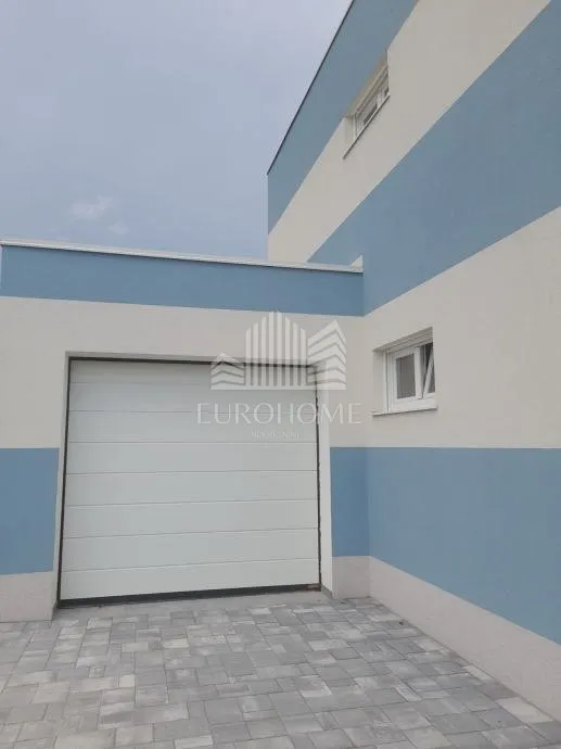 novogradnja - kuća 130 m2 + garaža + 3pm - slika 7