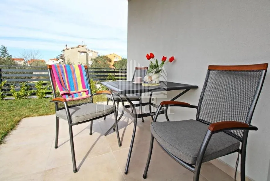 zadar, mocire, komforni stan s vrtom, 45m2 - slika 13
