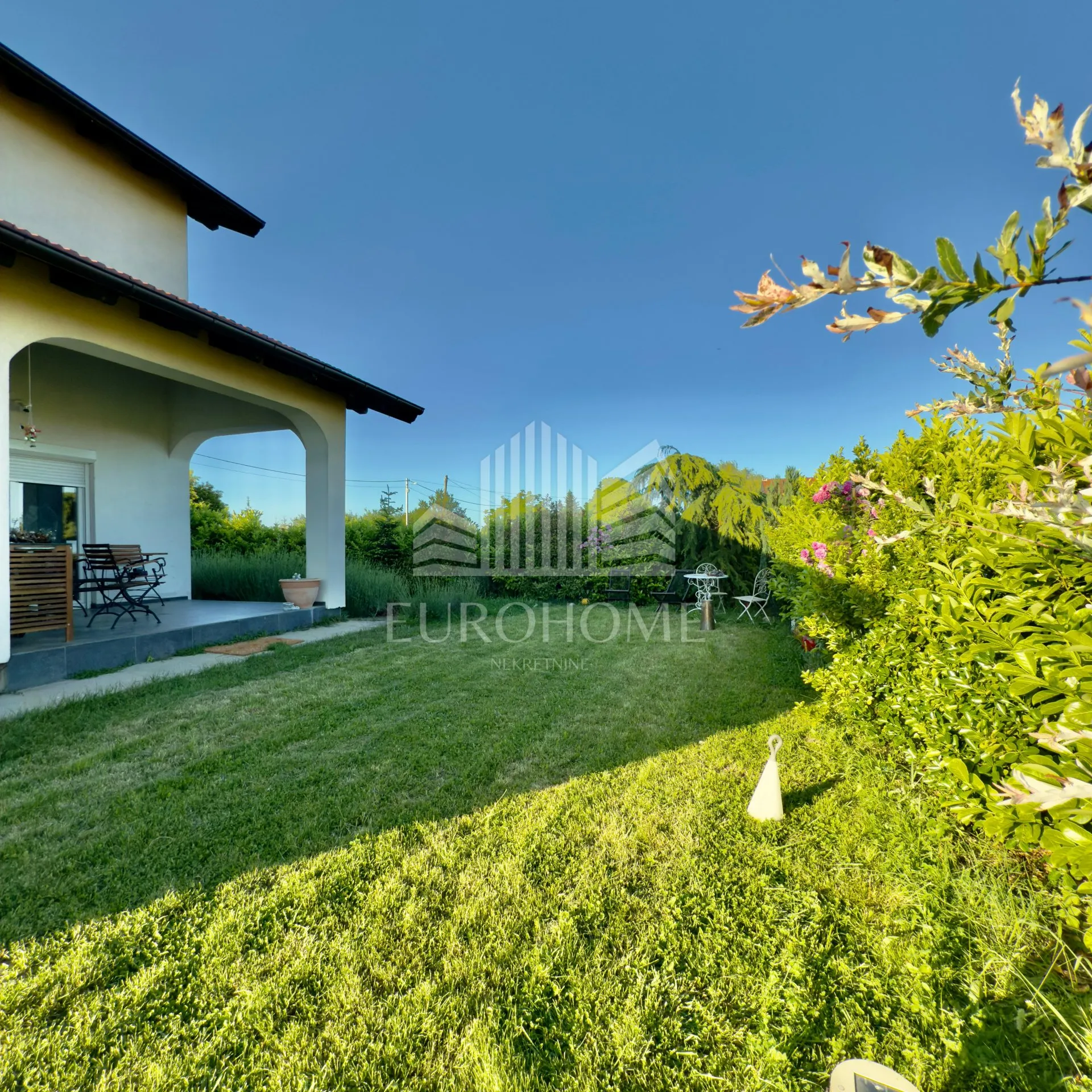 prekrasna moderno uređena kuća u oazi mira – rugvica, 253 m² - slika 4