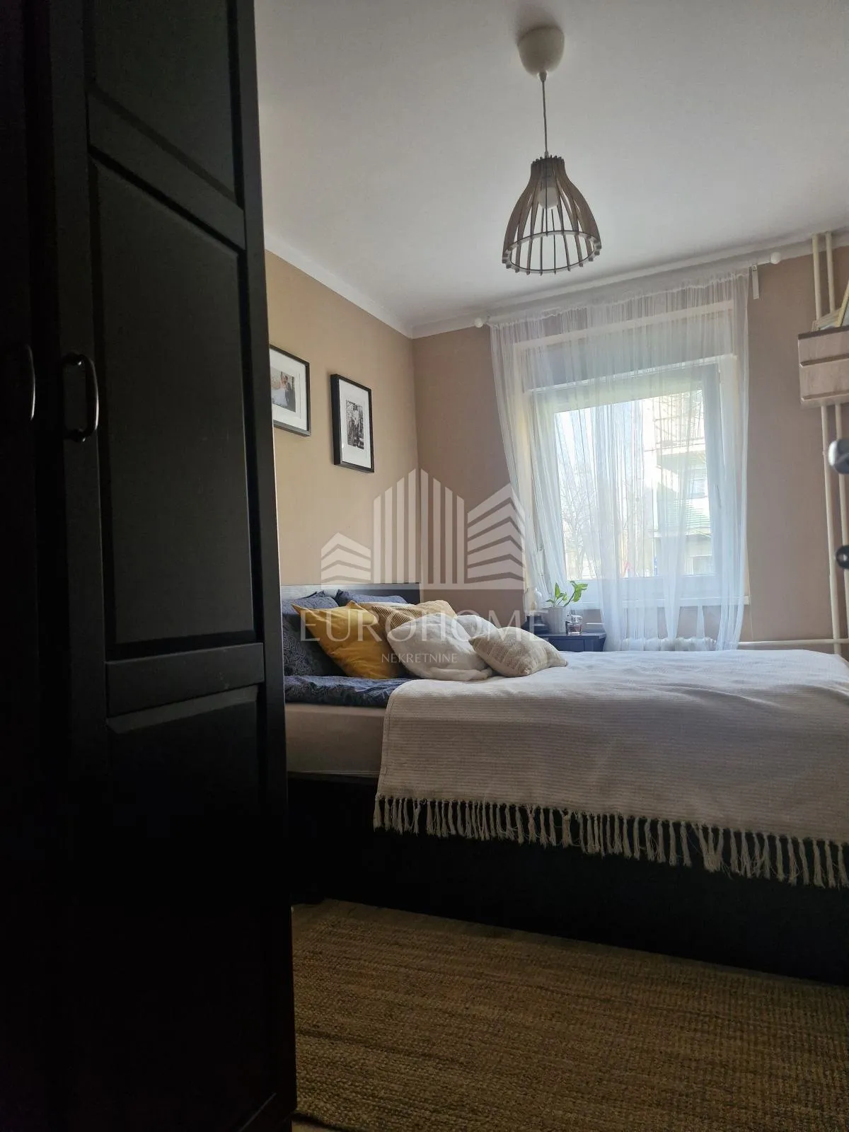 moderan 3-soban stan za najam u trnskom 60 m² - slika 15