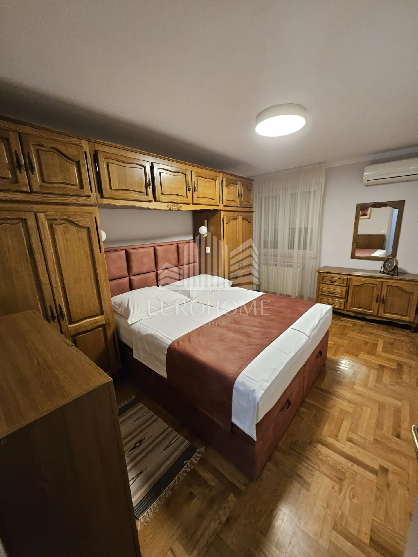 bulevar, dvosoban stan+pm, dugoročni najam - slika 8
