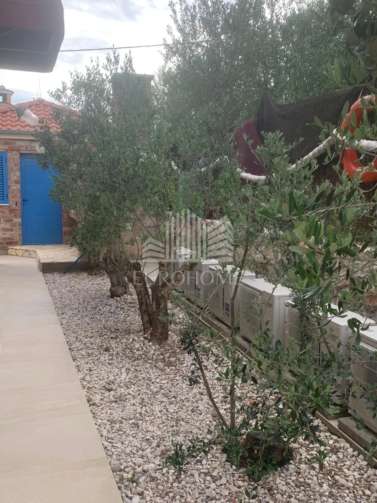 ždrelac, dalmatinska vila s bazenom, prvi red uz more - slika 38