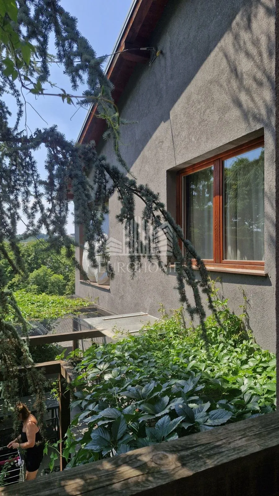 samostojeća kuća s 2 stana (110 m² + 58 m²), vrhovec - slika 20