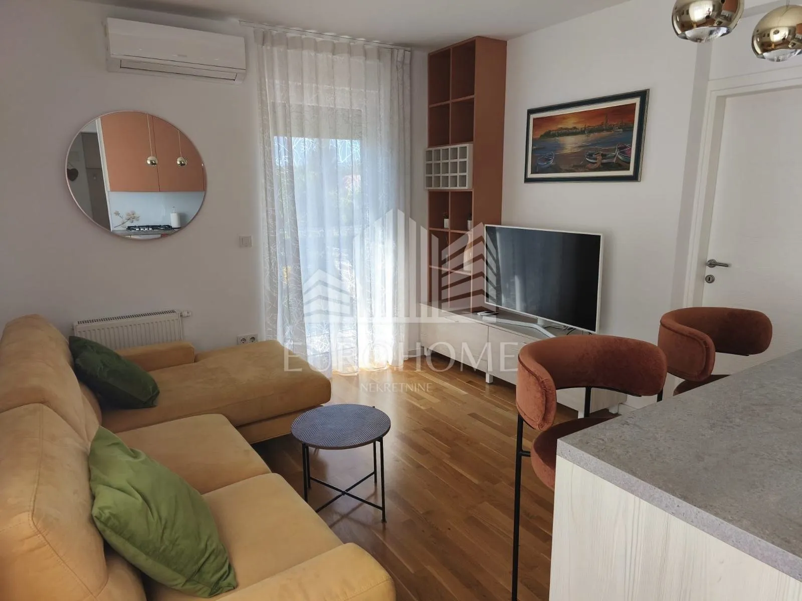 PRVI NAJAM 3-sobni stan 49 m², novogradnja, balkon i parking - Zagreb