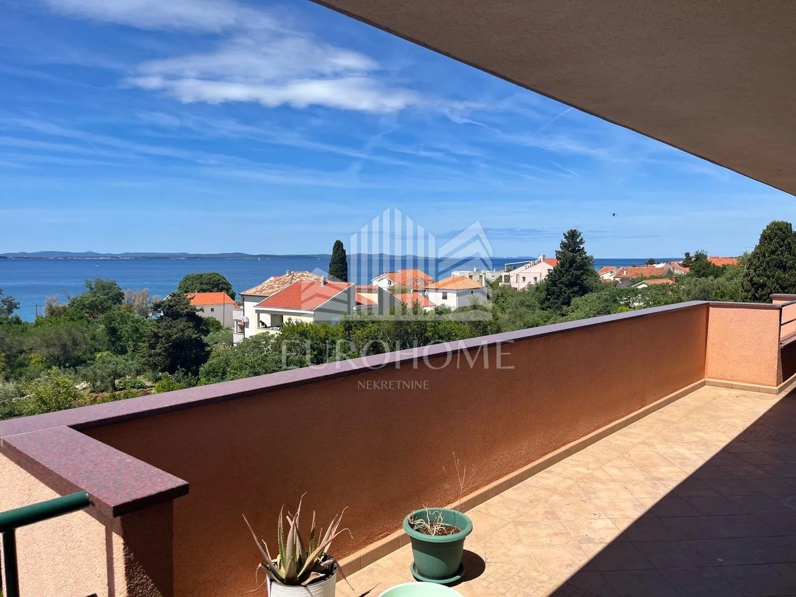 DIKLO, ZADAR, Zgrada sa 10 apartmana, Investicijska prilika