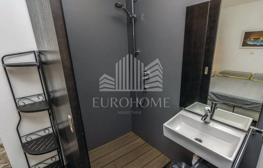 zadar-poluotok vrhunska nekretnina 160m2 - slika 23
