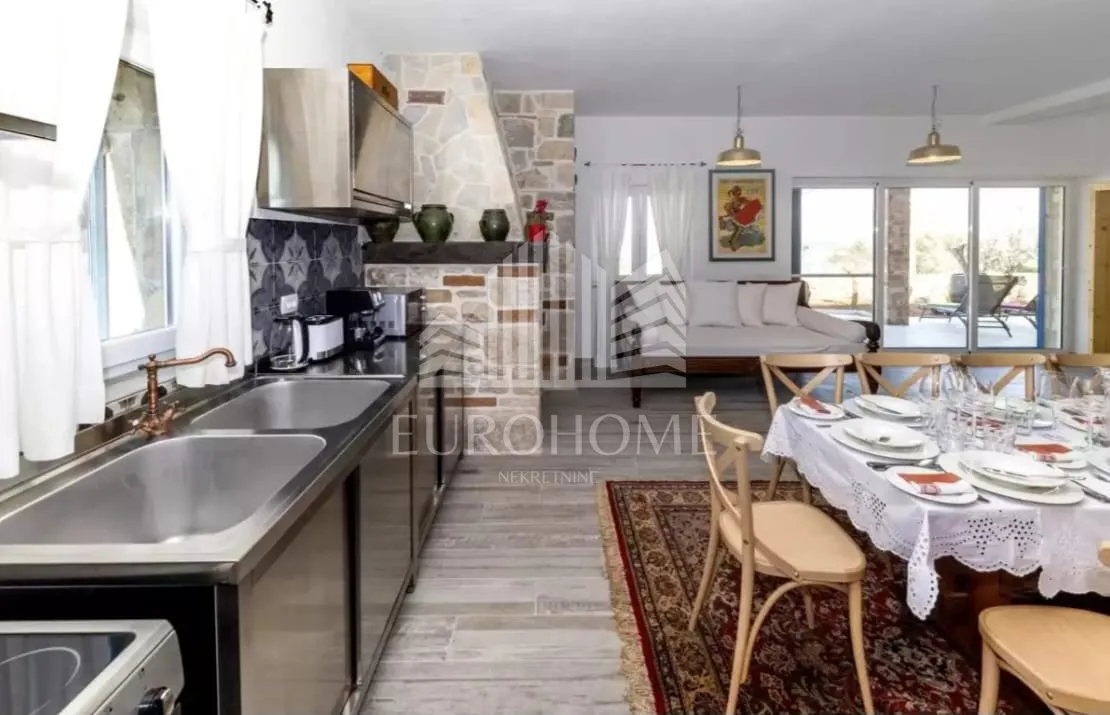 ždrelac, dalmatinska vila s bazenom, prvi red uz more - slika 28