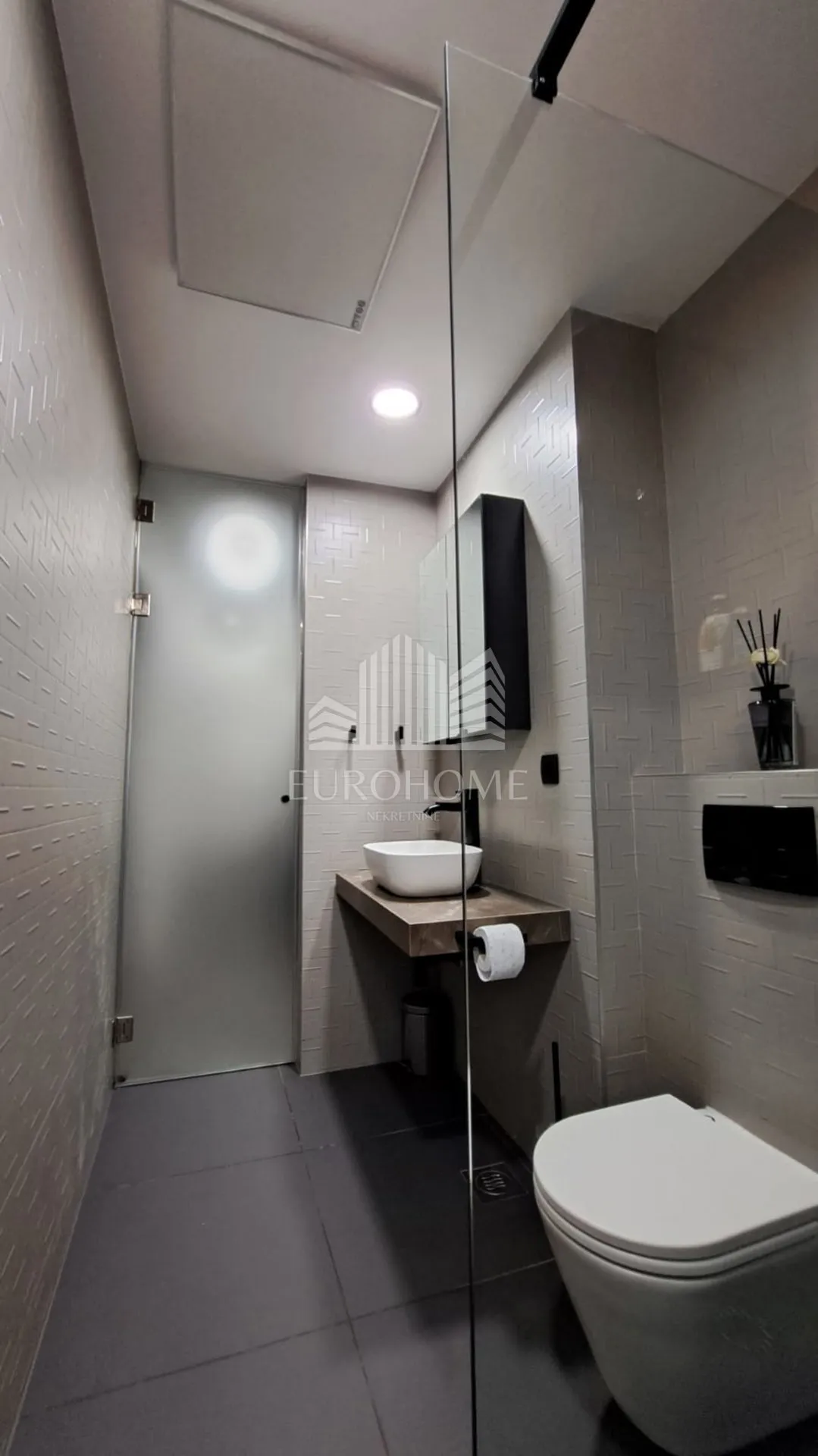novouređen stan 62m2, prečko, trešnjevka jug - slika 8