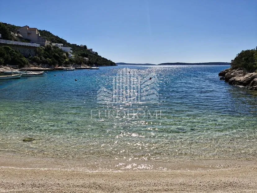 marina, vinišće, projekt za 3 moderne ville s bazenima i pogledom na more - slika 16