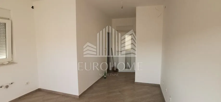 turanj, apartman 64m2 200 m od mora +parking + 150 m2 zemljišta - slika 3