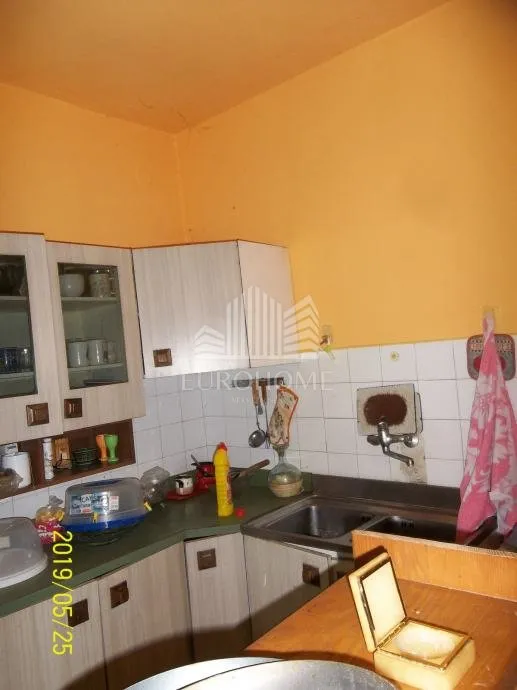 oroslavje centar kuća 220 m2+2000 m2 građevinskog zemljišta - slika 4