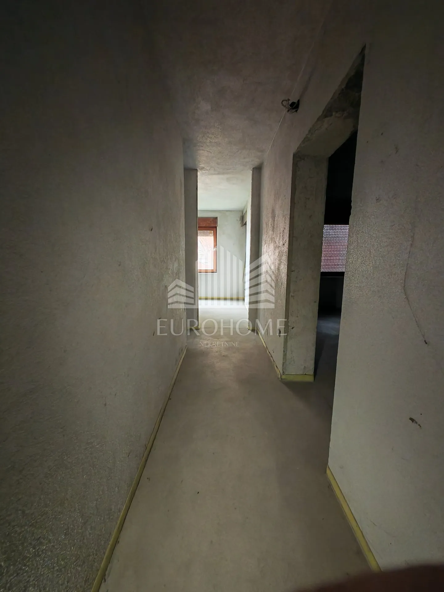 kuća - 4-6 stambenih jedinica, 485 m2, velika mlaka - slika 7