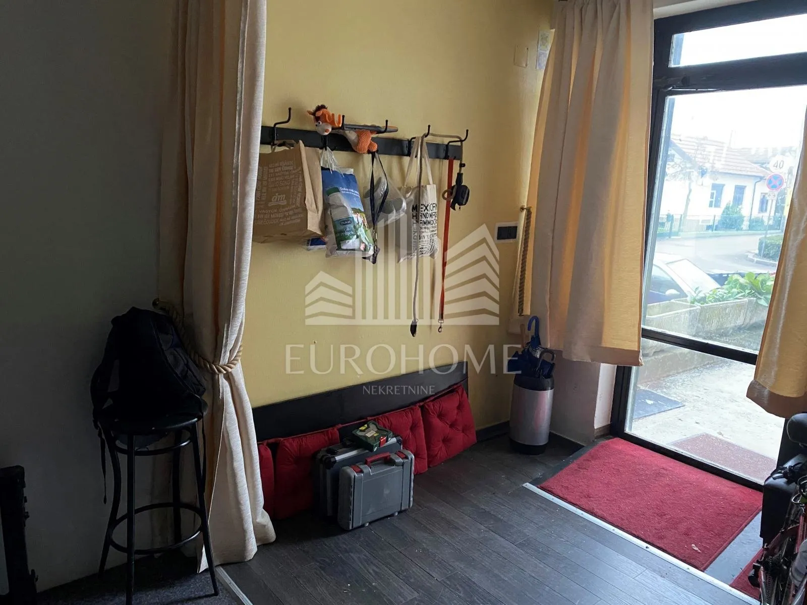 poslovni prostor na odličnoj lokaciji borovje 99m2 - slika 9