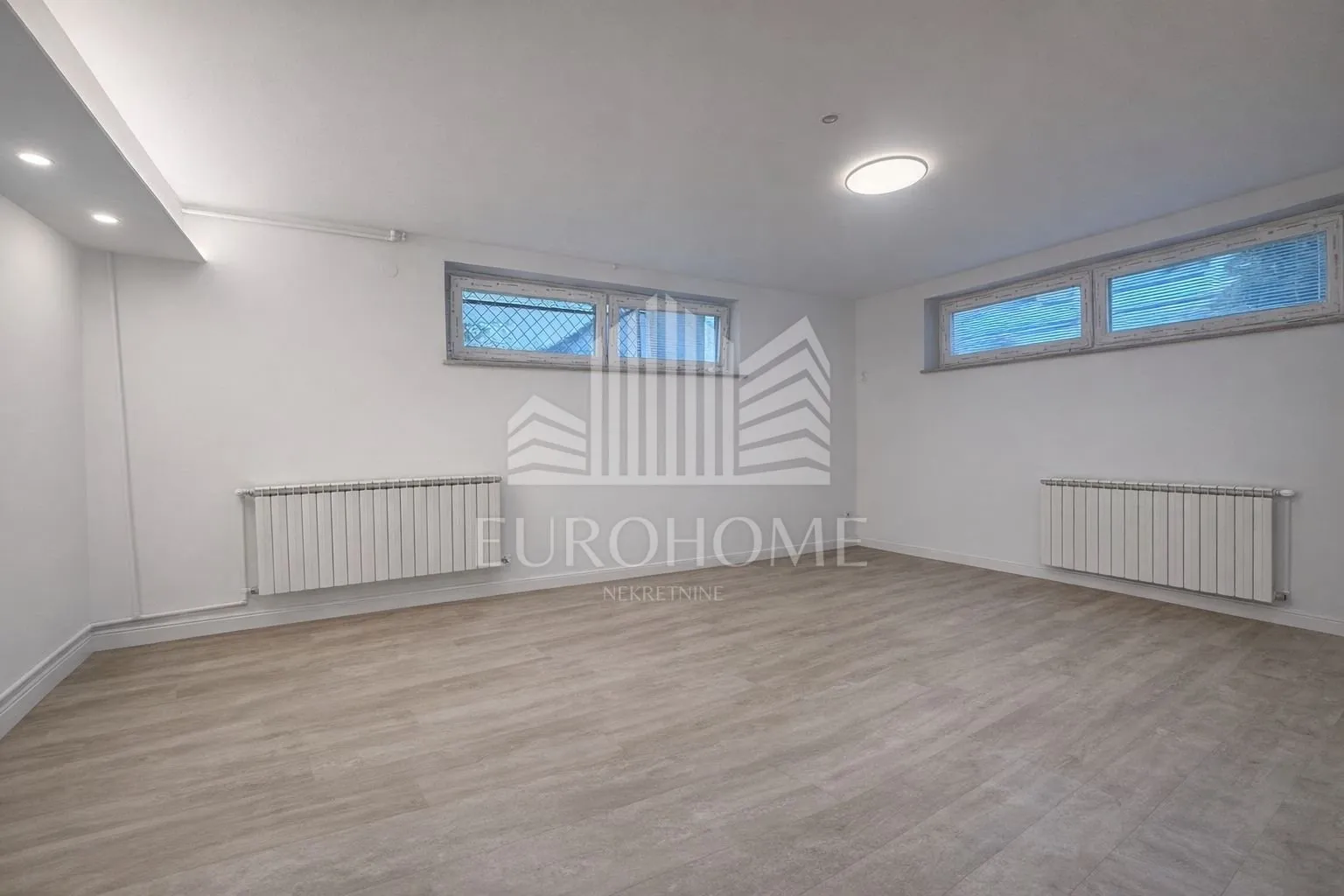 maksimir 72m2 novouređen prostor, idealan za život ili ured - slika 3