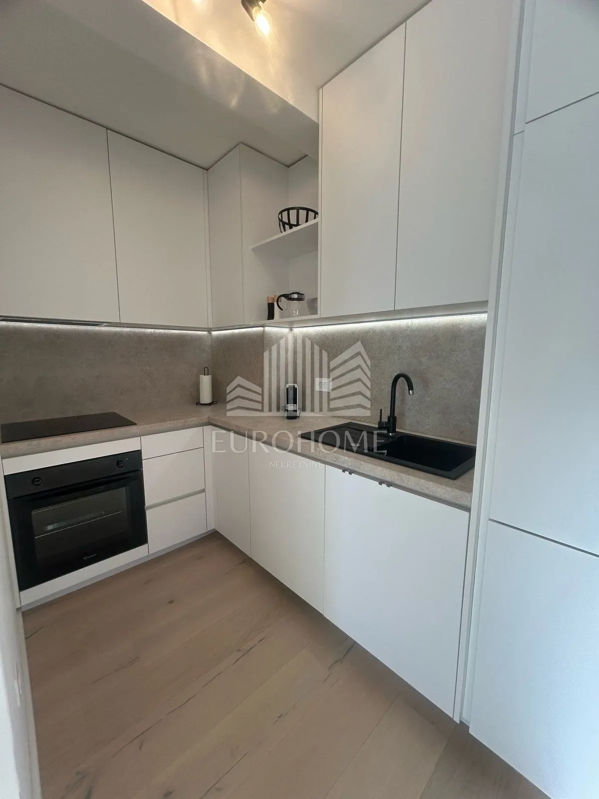borik, vitrenjak- namješten dvosoban stan u prizemlju, 84m2 - slika 10