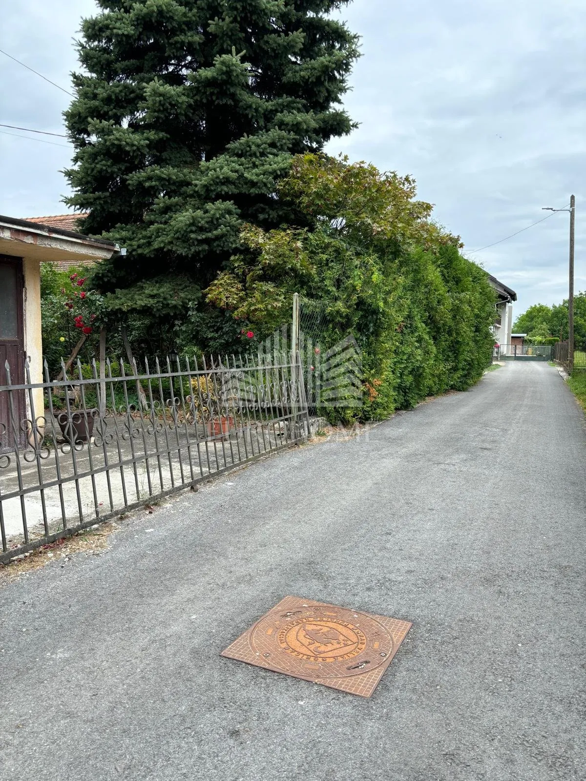 odlična cijena! kuća s vrtom i terasom – blizina zagreba - slika 18