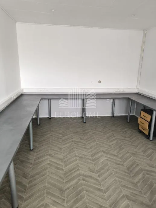 poslovni prostor površine 421m2 - trnje - - slika 7
