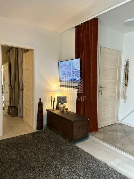 poluotok, stan u centru za dugoročan najam, 40m2 - slika 8