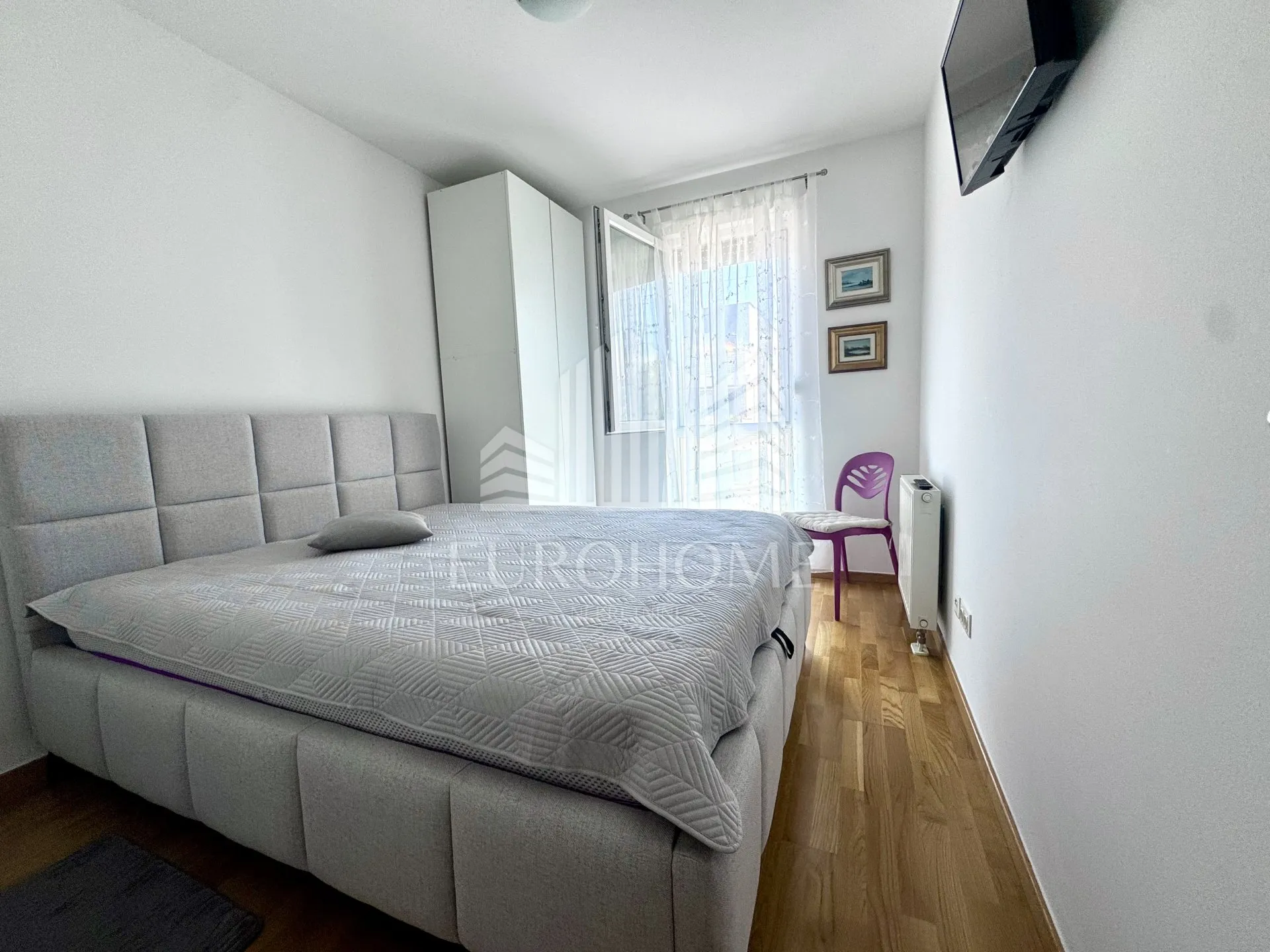 moderan dvosoban stan 61 m², lođa, parking, spremište - slika 14