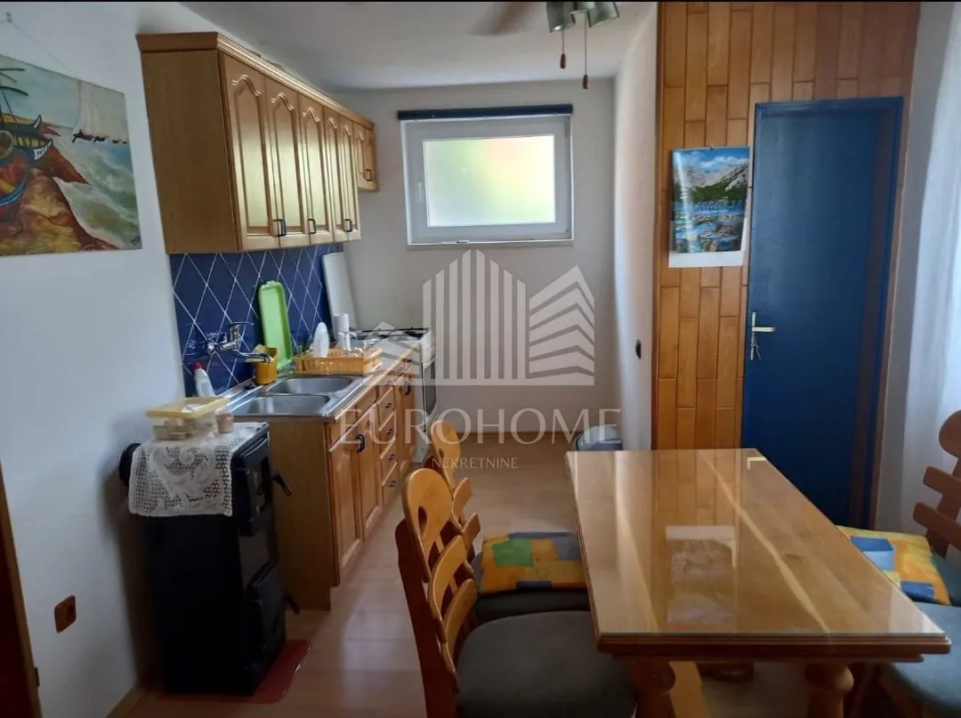 starigrad, kuća katnica,tri etaže, 50m od mora - slika 6