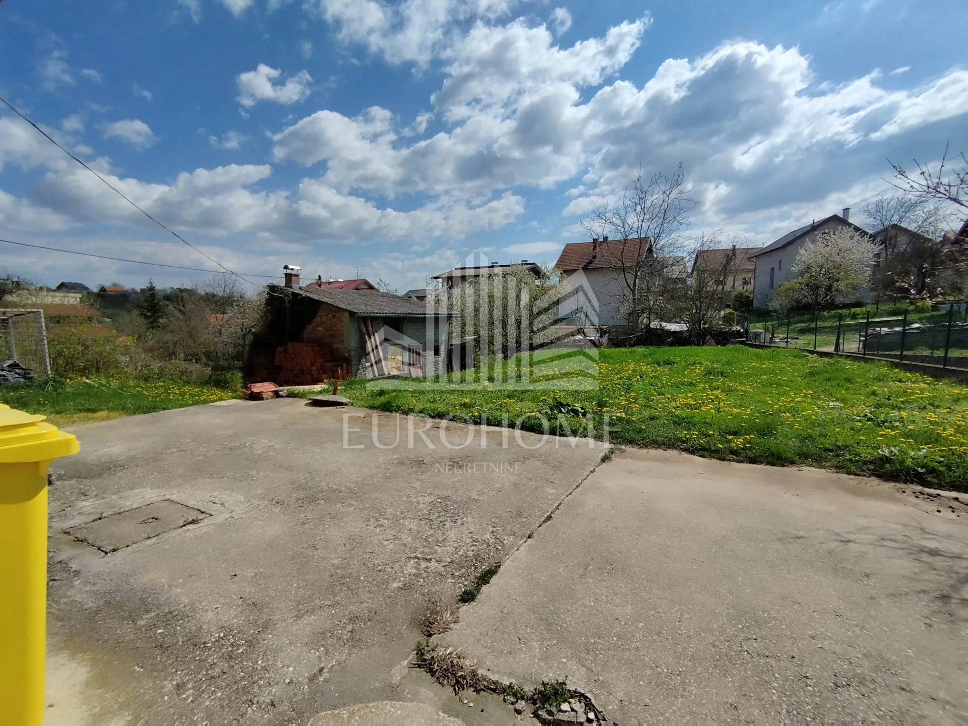 kuća 1.145€/m2, 240m2, 3 stana - slika 8