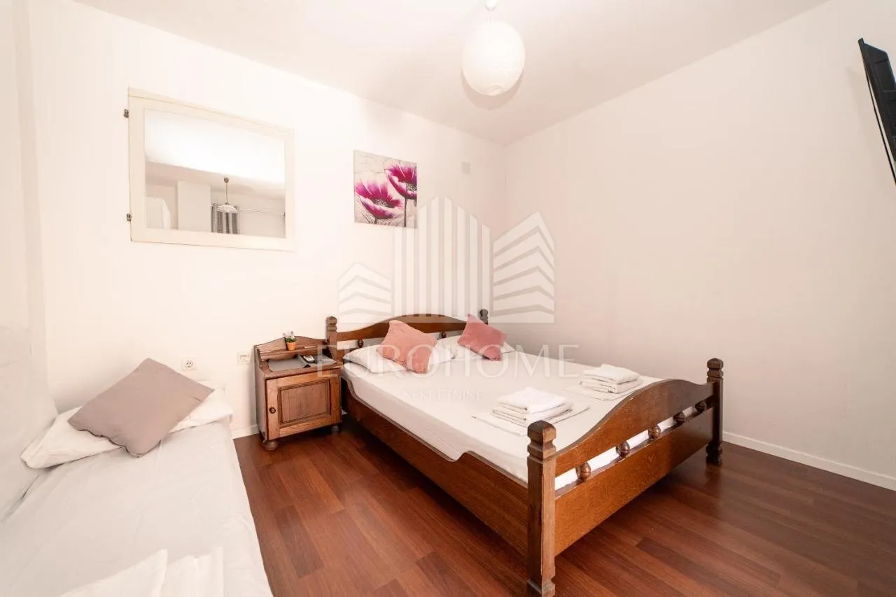 blizina zrća, gajac, kuća sa 8 apartmana 500 m od mora - slika 9